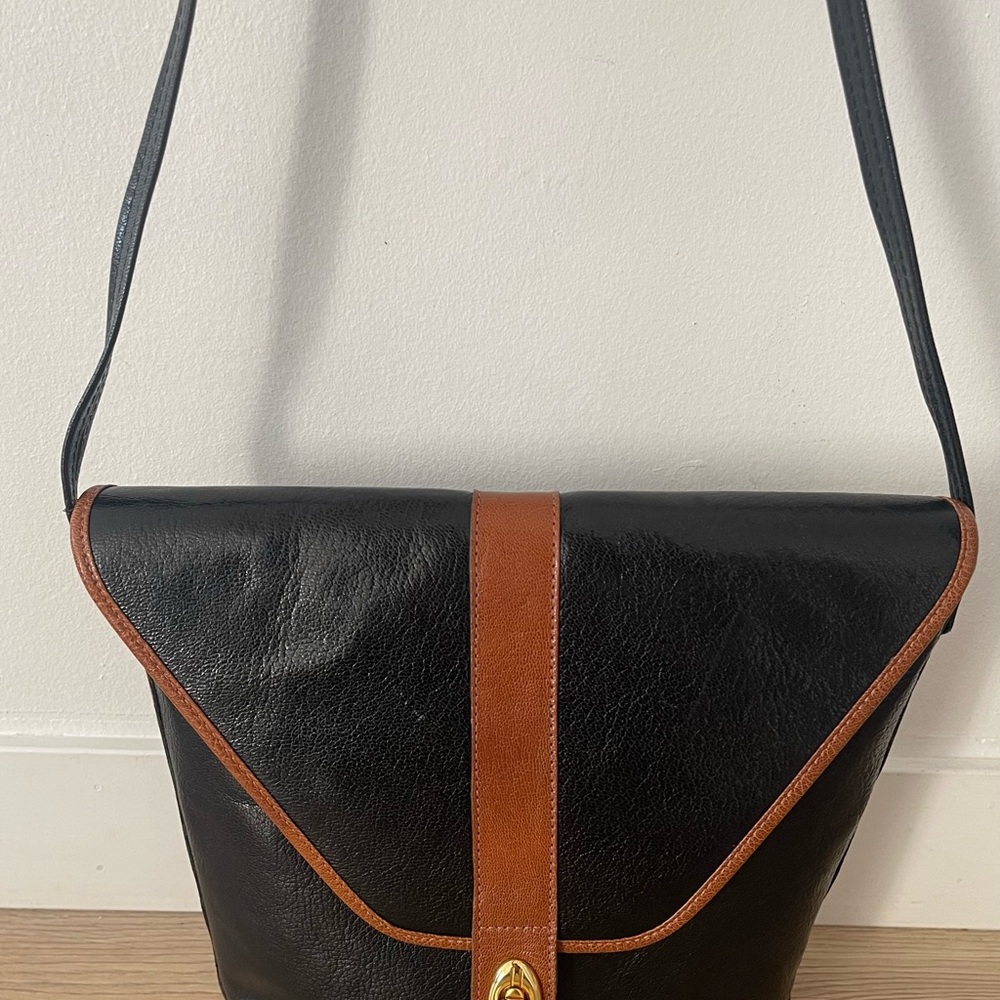 Beautiful Vintage Classic Genuine Leather Mimo Sacs Shoulder Bag